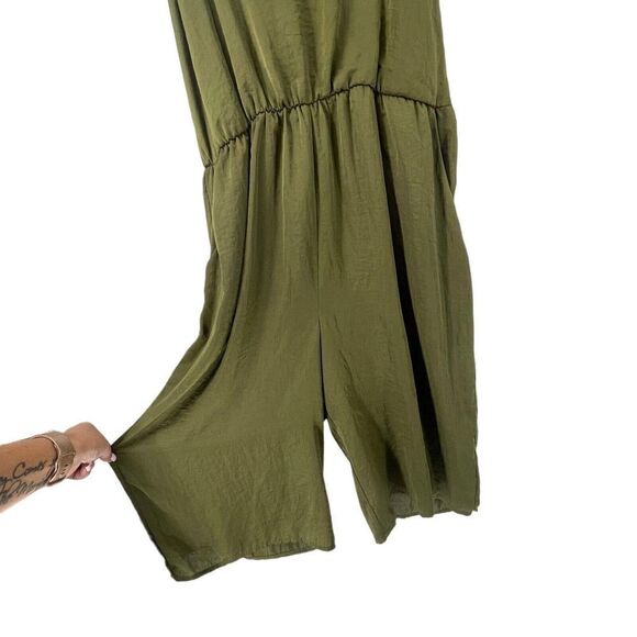 Silky Jumpsuit Green Wide Leg V Neck Racerback Size XXL Xhilaration Pocket Cute - Picture 3 of 7